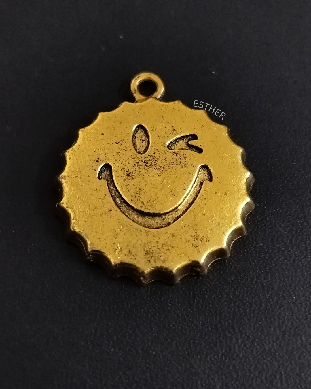 Smiley cap - Phone Charms