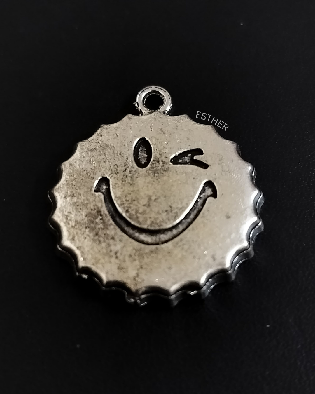 Smiley cap - Phone Charms