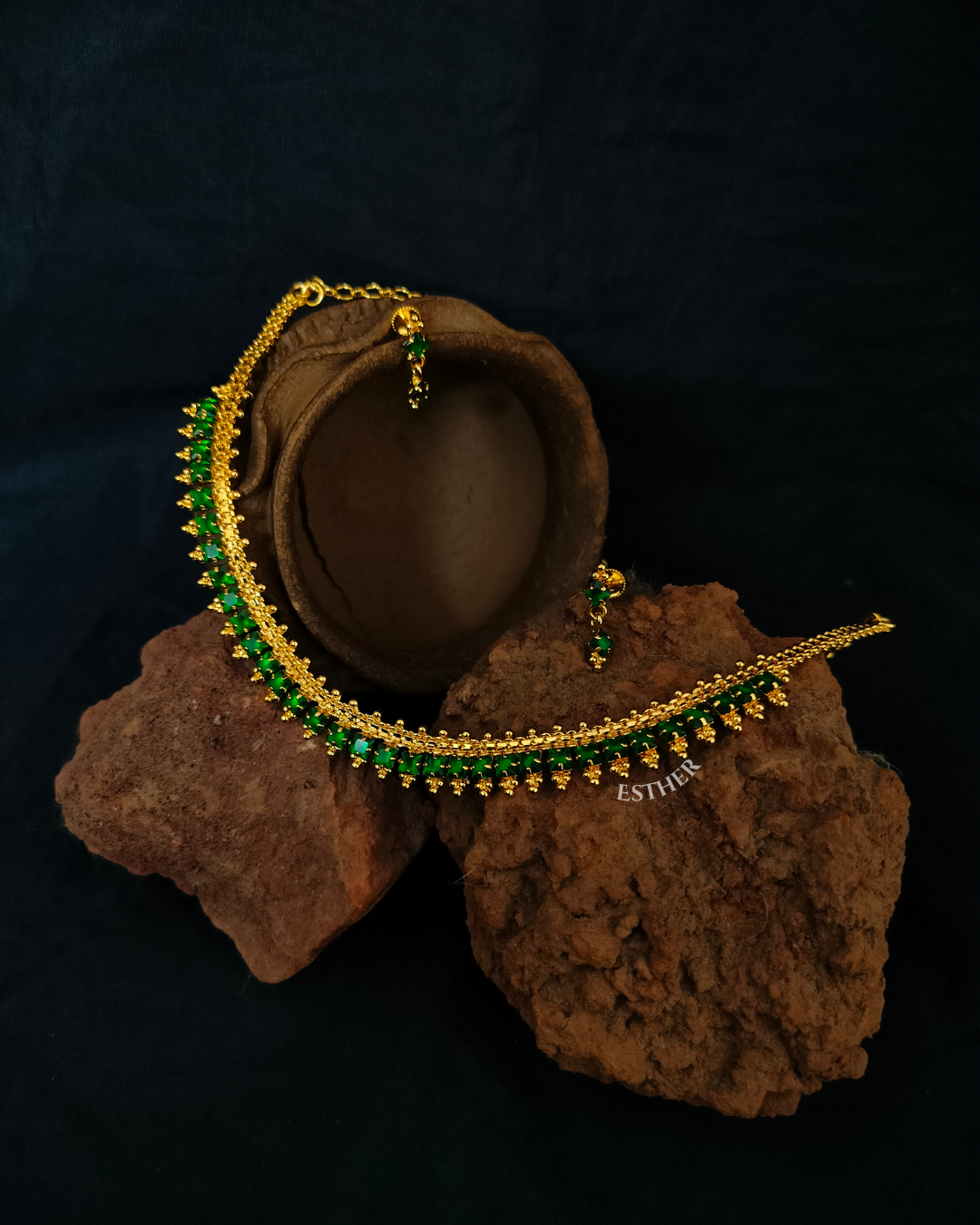 Crystal Choker