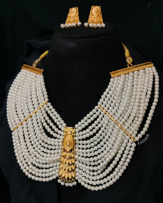 Flowing Pearls